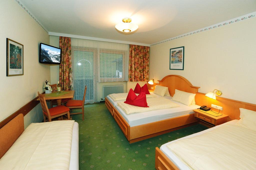 Ski In Ski Out Hotel Unterellmau Saalbach-Hinterglemm Eksteriør billede