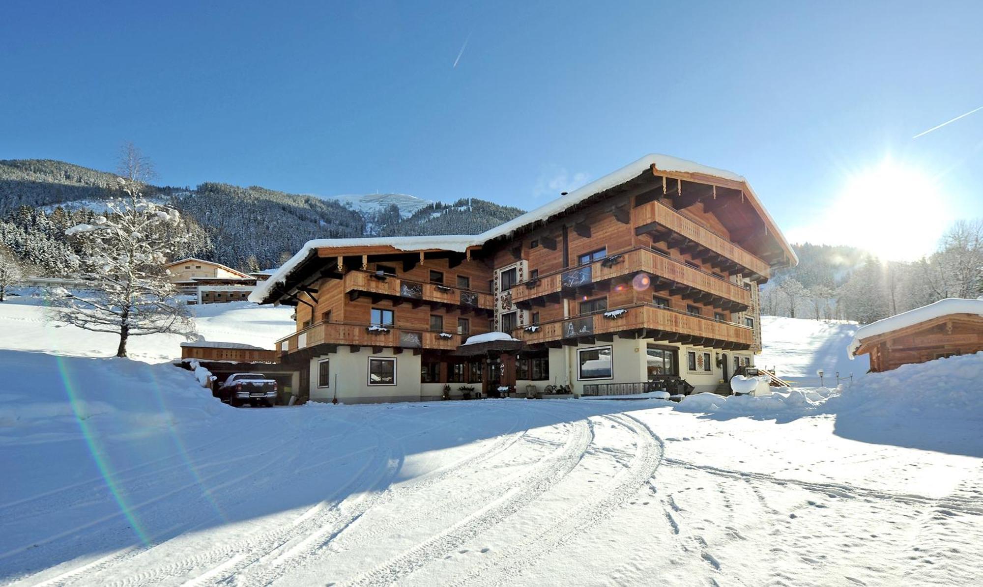 Ski In Ski Out Hotel Unterellmau Saalbach-Hinterglemm Eksteriør billede