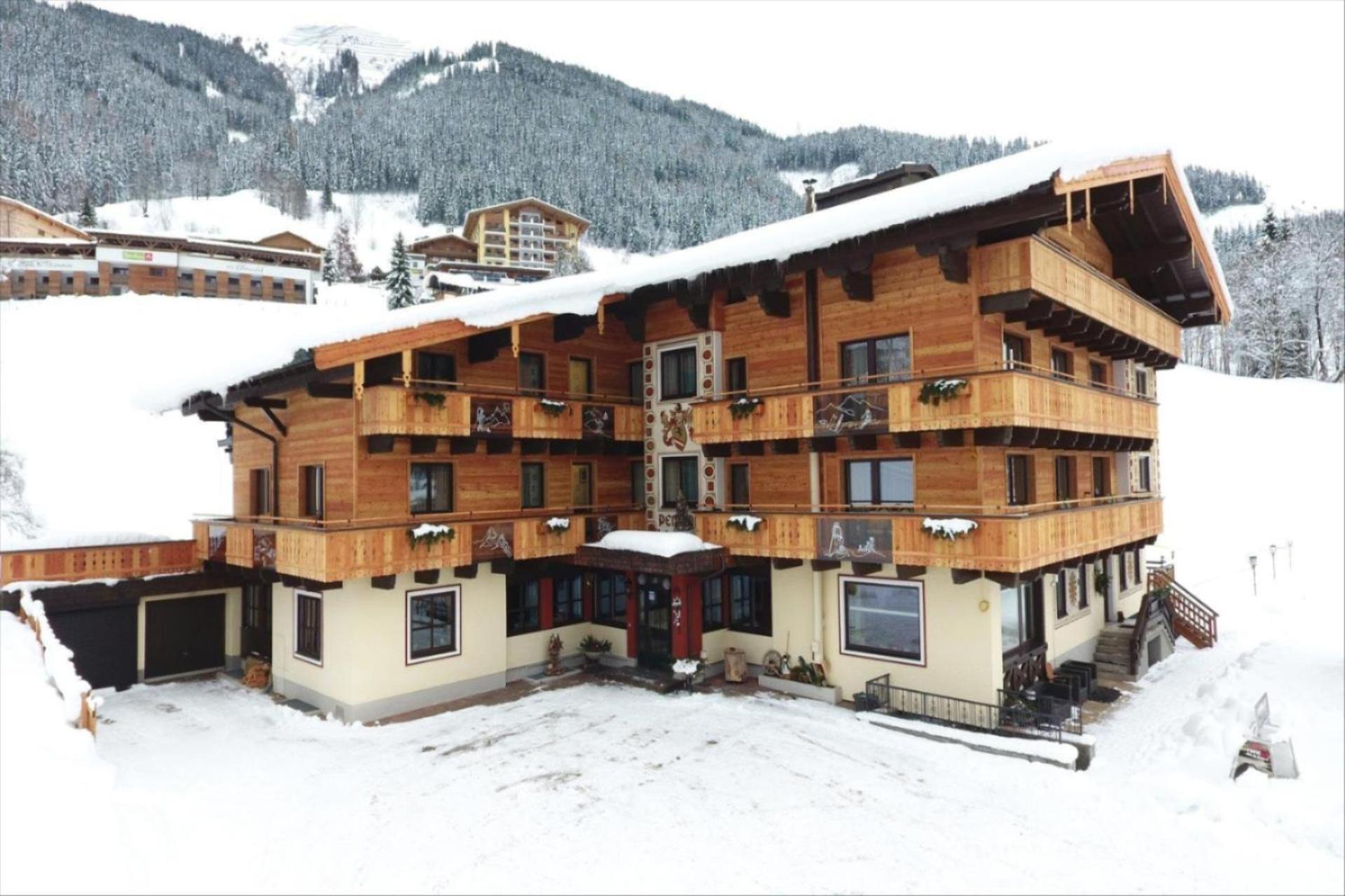 Ski In Ski Out Hotel Unterellmau Saalbach-Hinterglemm Eksteriør billede