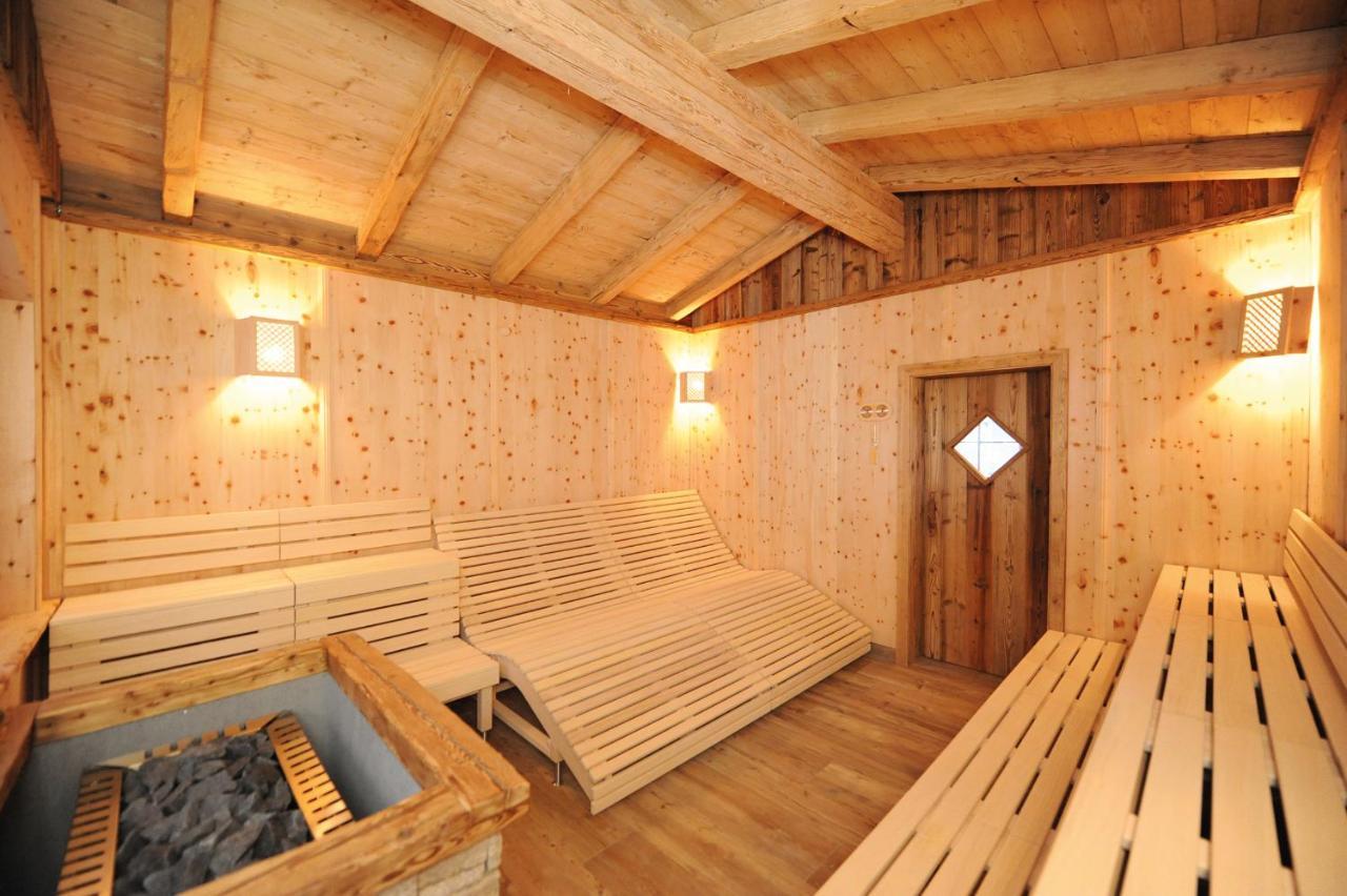 Ski In Ski Out Hotel Unterellmau Saalbach-Hinterglemm Eksteriør billede