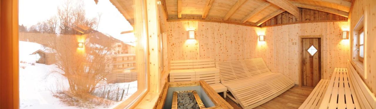 Ski In Ski Out Hotel Unterellmau Saalbach-Hinterglemm Eksteriør billede