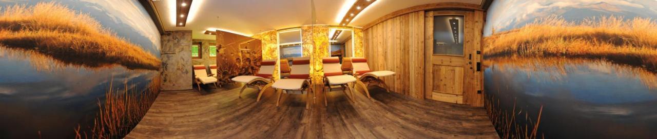 Ski In Ski Out Hotel Unterellmau Saalbach-Hinterglemm Eksteriør billede